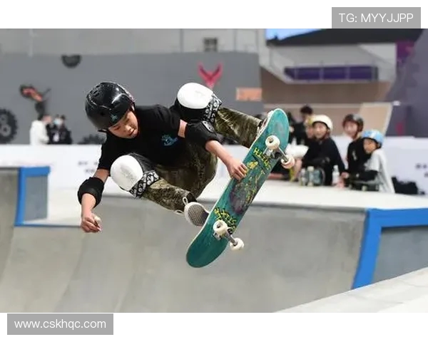 重庆滑板队在世界攀岩锦标赛中的节奏表现引发热议与期待